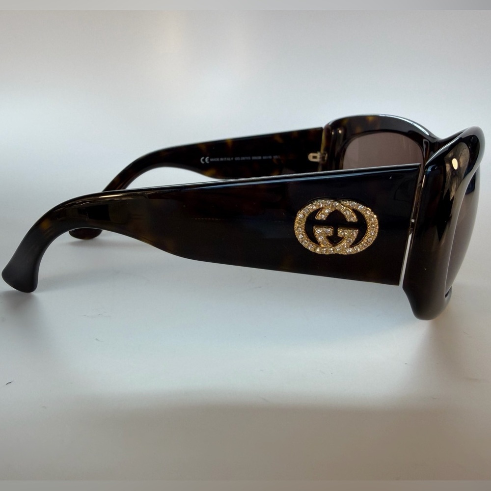 Vintage Gucci Black & Tortoise Sunglasses with Gold GG Emblem - Picture 3 of 9